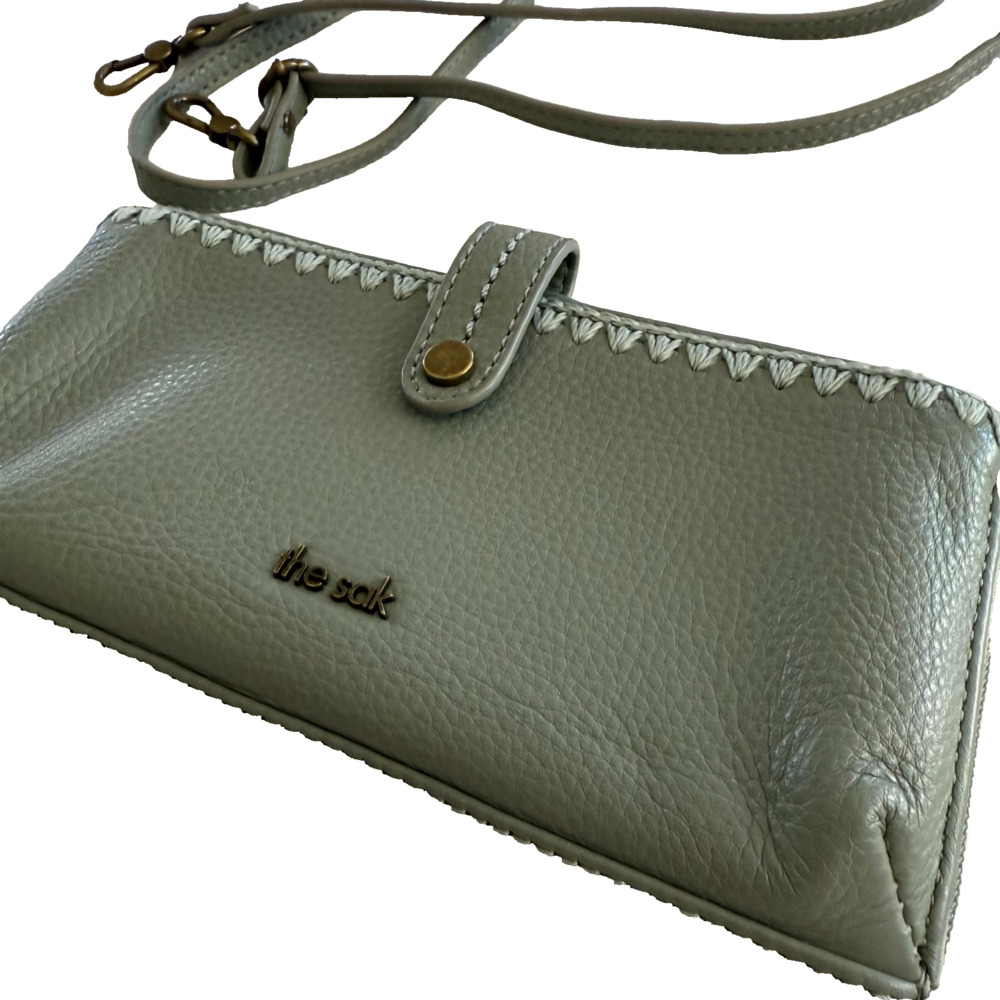 The Sak Iris Smartphone Wallet Meadow 2022 Genuine Leather Crossbody